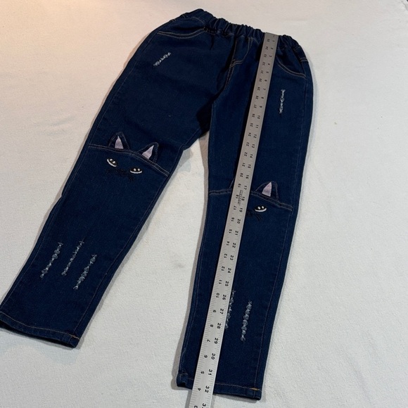 YWBY  Girls Stretch Blue Jeans with Cat Embroidery Accents Pull-on High Rise - Picture 8 of 13